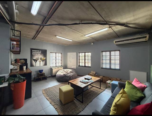 7,987M² WAREHOUSE TO LET IN RANDJESPARK